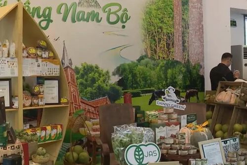 Doanh nghiệp đẩy mạnh tiêu thụ nông sản Việt dịp cuối năm