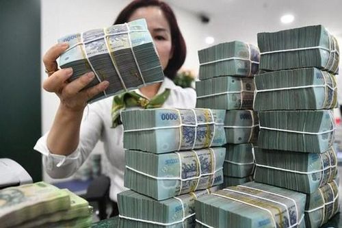FPT thu 4,5 tỷ đồng lãi mỗi ngày, loạt 'đại gia' GAS, VNM, HPG nắm hàng chục nghìn tỷ tiền gửi
