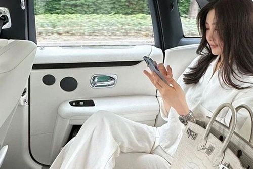 Mẹ đơn thân Hà Nội lương cao nhất tới 100 triệu/tháng khiến ai nấy 'hoa mắt' với bảng chi tiêu