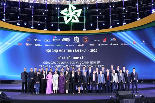 18 thỏa thuận hợp tác về văn hóa, thể thao, du lịch được ký tại Hội chợ mùa Thu