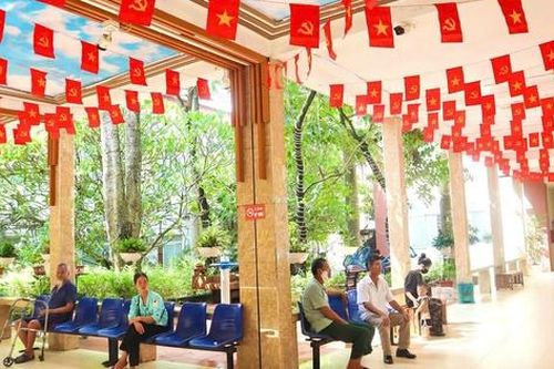 Xanh hóa bệnh viện, hướng tới sự hài lòng của người bệnh