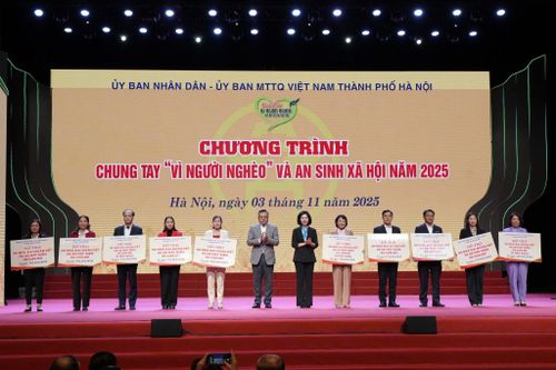 Hà Nội tiếp nhận hơn 93 tỷ đồng chung tay 'Vì người nghèo' và an sinh xã hội năm 2025