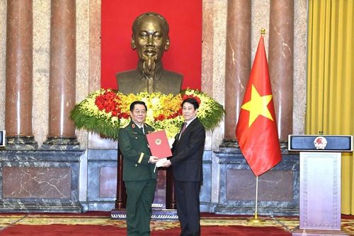 Đại tướng Nguyễn Trọng Nghĩa giữ chức Chủ nhiệm Tổng cục Chính trị