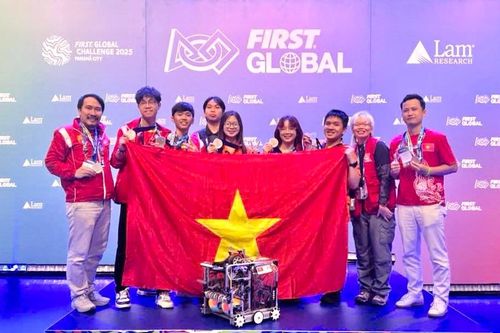 Việt Nam giành Huy chương Bạc cuộc thi Robotics quốc tế 2025