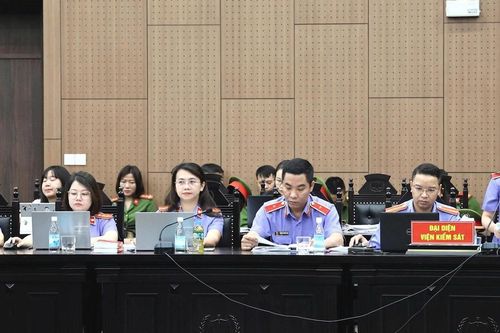 Đánh bạc hơn 7 triệu USD, cựu Phó chủ tịch tỉnh Hồ Đại Dũng bị đề nghị mức án hơn 4 năm tù