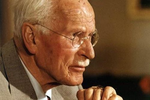 Carl Jung khám phá tâm thức theo khoa học của riêng mình