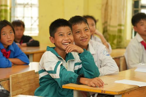 FPT cùng LG mang công nghệ kết nối tri thức cho học sinh vùng khó