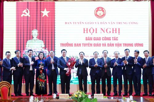 Hội nghị bàn giao công tác Trưởng Ban Tuyên giáo và Dân vận Trung ương