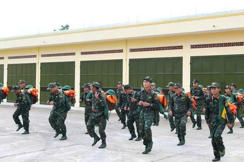 Lãnh đạo Quân khu 5 trực tiếp chỉ đạo ứng phó bão Kalmaegi tại các địa phương