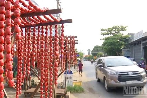 Độc đáo làng nghề làm 'tung lò mò' ở An Giang