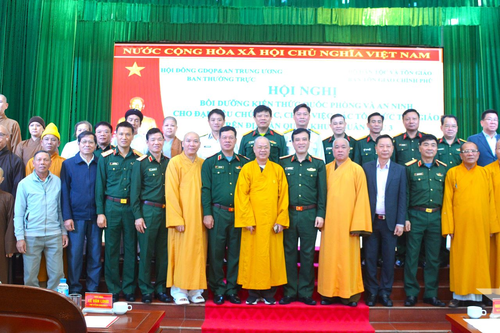 Bồi dưỡng kiến thức quốc phòng, an ninh cho chức sắc, chức việc tôn giáo tại Quân khu 1, Quân khu 3