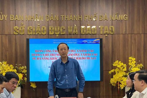 Thứ trưởng Phạm Ngọc Thưởng: Quan trọng nhất là học sinh trở lại trường an toàn
