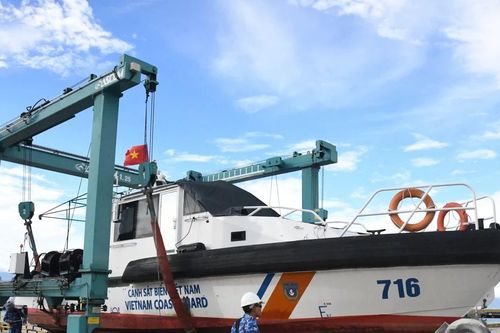 Cảnh sát biển sẵn sàng ứng phó bão số 13