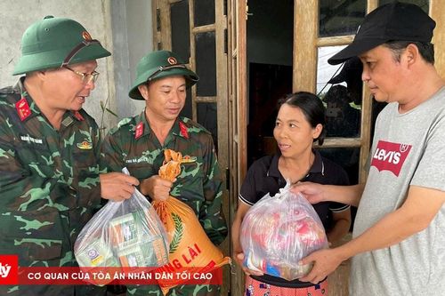 Lữ đoàn 574, Quân khu 5 giúp người dân Quế Phước khắc phục hậu quả mưa lũ