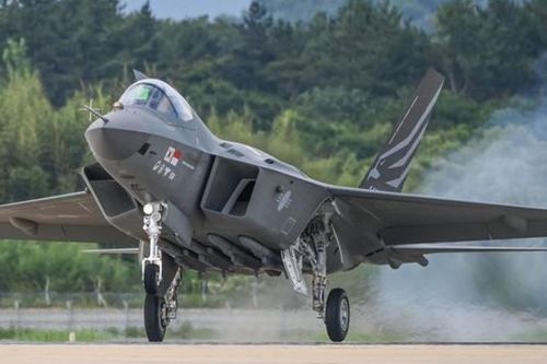 F‑22 Raptor có thật sự bất khả chiến bại trước 'tân binh' KF‑21 Boramae và KAAN?