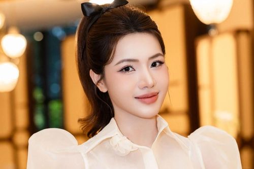 Hoa hậu Jennifer Phạm, Ngọc Quỳnh tranh tài ở giải Pickleball