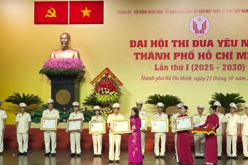 Phát huy sức mạnh thi đua yêu nước, vì một TPHCM văn minh, hiện đại, nghĩa tình