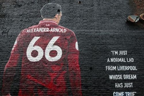 Trent Alexander-Arnold trở lại Anfield trong màu áo Real Madrid