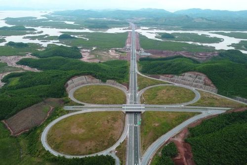 Quảng Ninh: Đột phá hạ tầng giao thông, mở liên kết vùng kinh tế trọng điểm