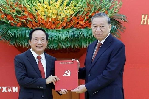 Tổng Bí thư Tô Lâm trao các quyết định bổ nhiệm cán bộ