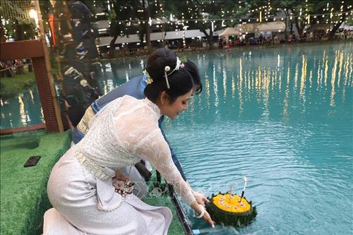 Lễ hội Loy Krathong Thái Lan 2025: Tôn vinh Mẹ Đất