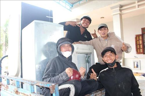 Lâm Đồng: Sửa chữa điện máy, điện lạnh miễn phí cho người dân vùng lũ