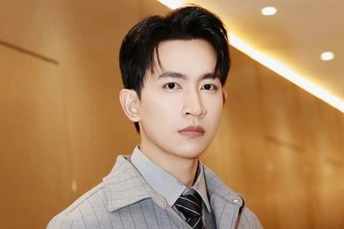 Nam diễn viên 9X có động thái mới giữa tin đồn chia tay Thúy Ngân