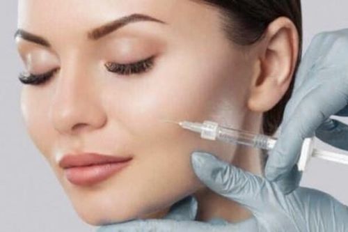 Suy hô hấp, nguy kịch sau khi tiêm chất lạ để thon cằm, xóa nhăn trán