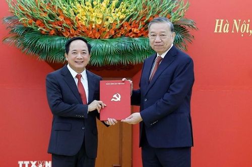 Ông Trịnh Văn Quyết làm Trưởng Ban Tuyên giáo và Dân vận Trung ương