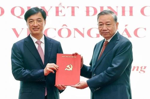 Đường sự nghiệp tân Bí thư Thành ủy Hà Nội Nguyễn Duy Ngọc