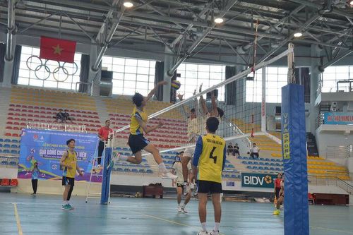 Sôi nổi phong trào 'Sinh viên khỏe'