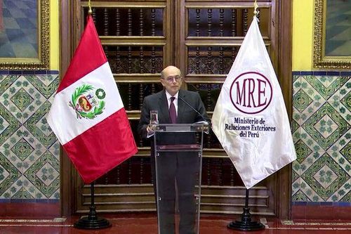 Peru chấm dứt quan hệ ngoại giao với Mexico