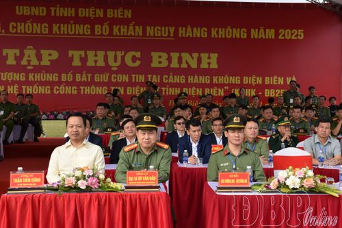 Diễn tập phương án xử lý tình huống đối tượng khủng bố