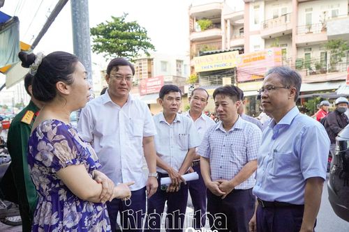 Phó Chủ tịch UBND tỉnh Trần Hòa Nam kiểm tra công tác ứng phó bão Kalmaegi
