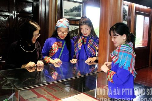 Khởi sắc trên quê hương đồng chí Hoàng Văn Thụ