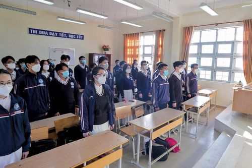 Lâm Đồng điều chỉnh thời gian đến và tan học theo hướng phù hợp với thực tiễn