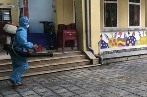 Tổng lực vệ sinh khử khuẩn, đẩy mạnh truyền thông phòng bệnh sau lũ