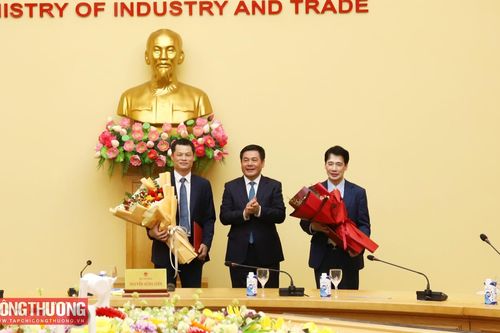 Bộ Công Thương công bố các quyết định về công tác cán bộ