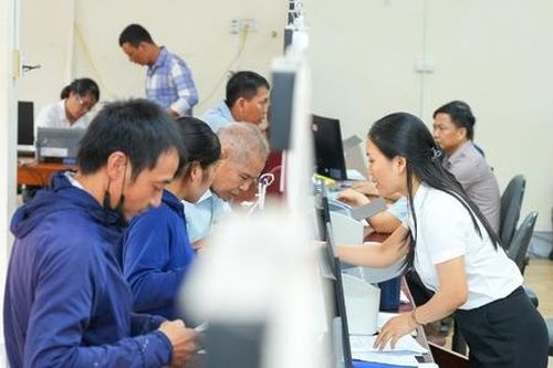 Hàng triệu người sắp được nhận thêm 5 triệu đồng mỗi tháng từ chính sách mới của Chính phủ