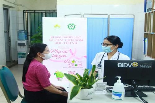 Hàng nghìn phụ nữ được tầm soát miễn phí ung thư vú