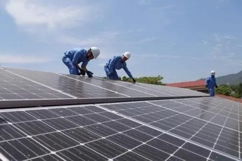 Hỗ trợ tối đa 2 triệu đồng cho hộ dân lắp điện mặt trời