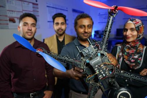 'Áo giáp' bảo vệ drone như thế nào?