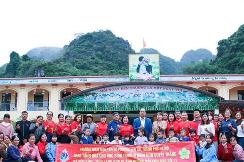 Học sinh Thủ đô gửi gắm yêu thương đến học sinh vùng lũ