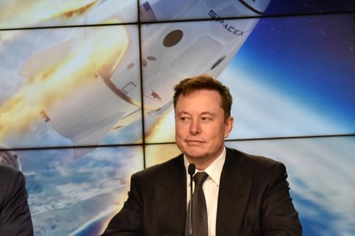 Elon Musk nghi ngờ về dấu vết người ngoài hành tinh