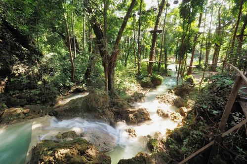 Khu du lịch ở Lào nơi GĐ trường quốc tế Hải Phòng bị ong đốt tử vong