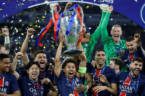 UEFA bị kiện vì 'đạo nhái' thể thức Champions League