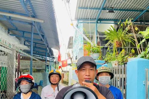 Quảng Ngãi kích hoạt hệ thống đường dây nóng cấp xã để ứng phó bão Kalmaegi