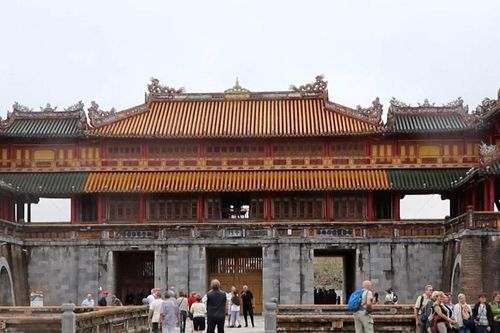 Di tích Huế mở cửa đón khách tham quan trở lại