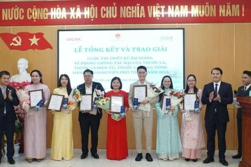 Vinh danh các thầy giáo, cô giáo sáng tạo trong tuyên truyền phòng, chống tác hại thuốc lá học đường