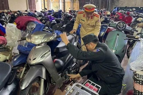 Nhiều vi phạm từ tổng kiểm tra bãi giữ xe học sinh